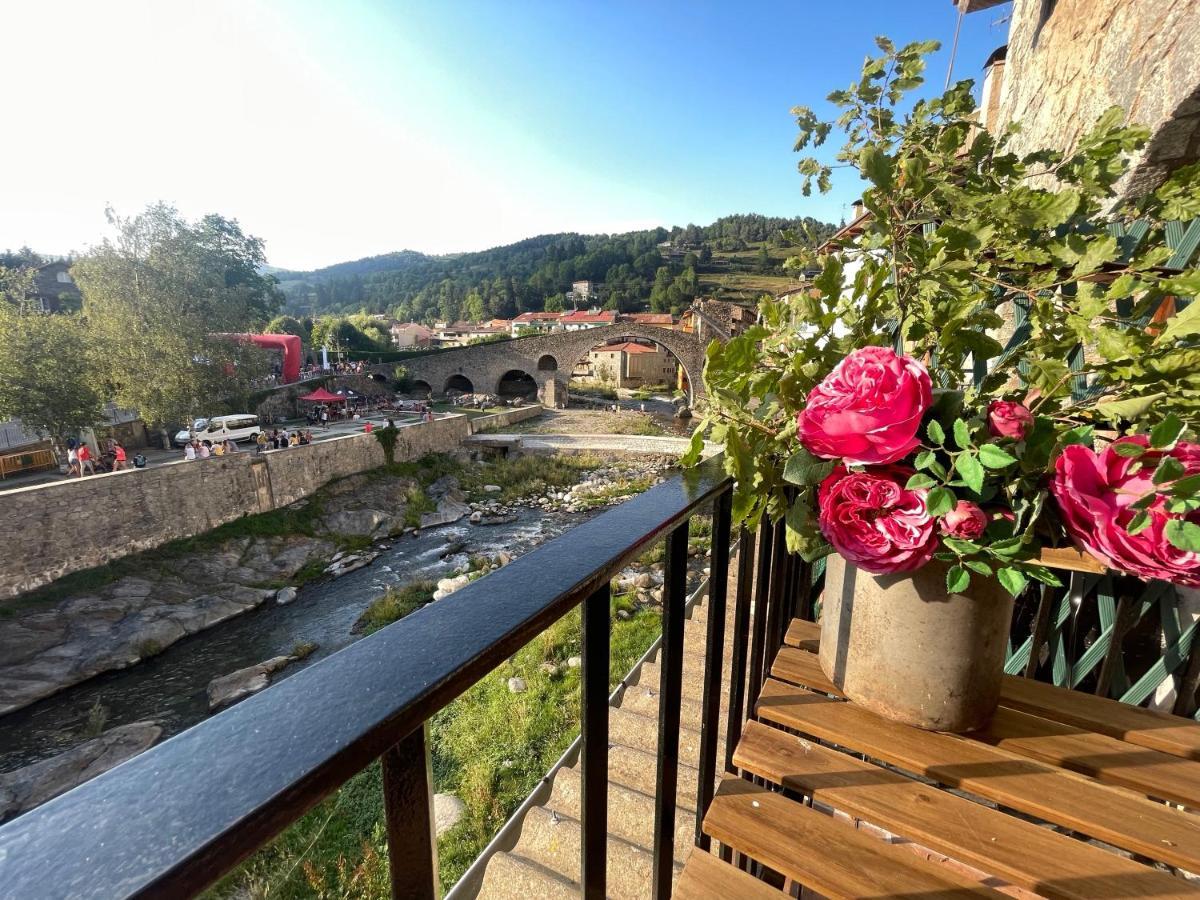Apartamento Colgante Al Rio Con Vistas Al Puente Кампрудон Екстер'єр фото