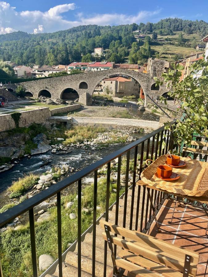 Apartamento Colgante Al Rio Con Vistas Al Puente Кампрудон Екстер'єр фото